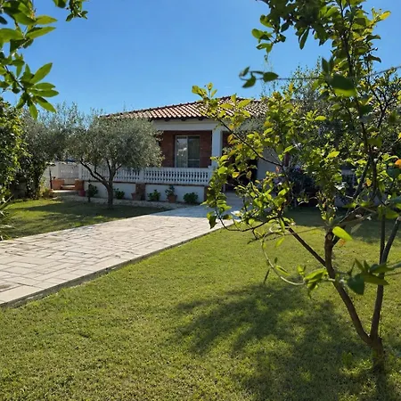 Comfortable Private Villeta Near By Arial * Влёра