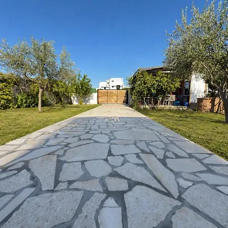 Comfortable Private Villeta Near By Arial