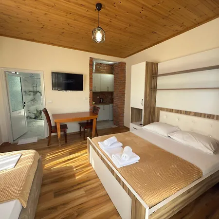 Comfortable Private Villeta Near By Arial