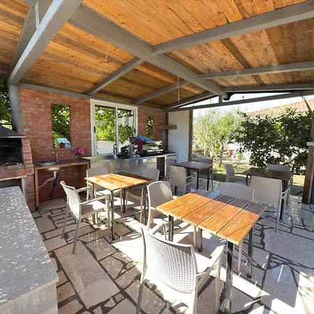 Villa Comfortable Private Villeta Near By Arial